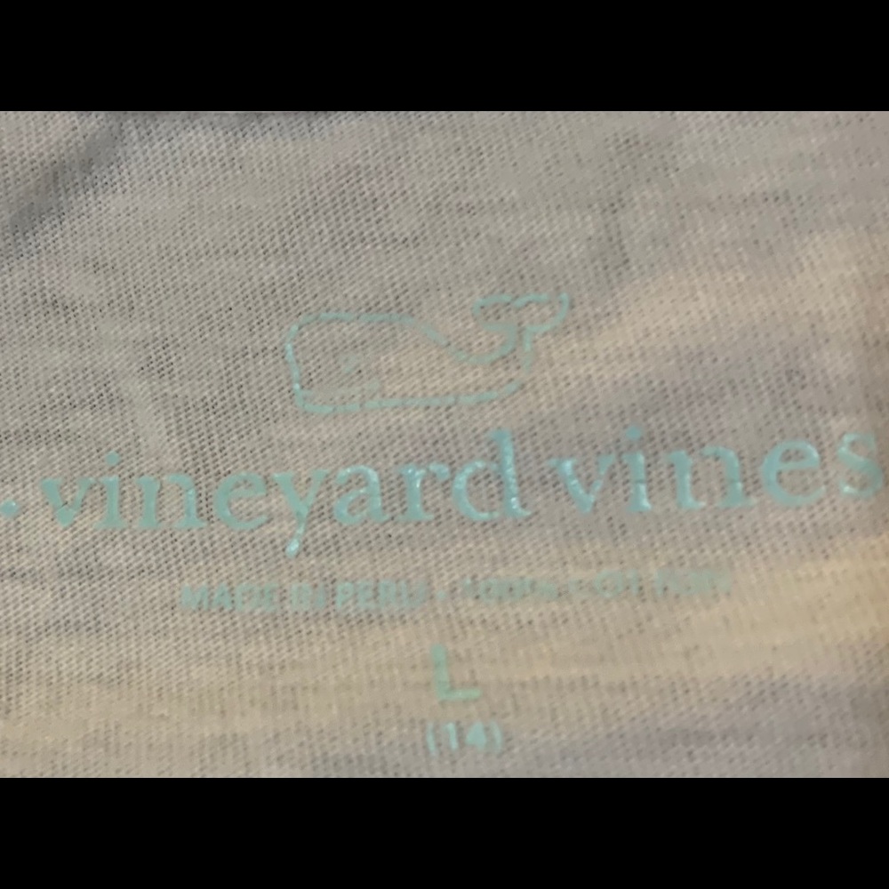 Vineyard Vines t-shirt - Picture 3 of 3